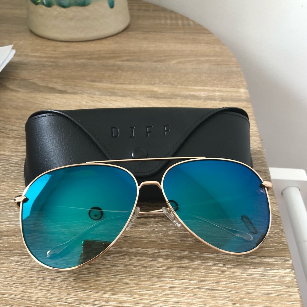 Diff Nala Gold + Blue Polarized sunglasses